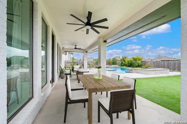 30137 Valley Run Fair Oaks Ranch, TX 78015