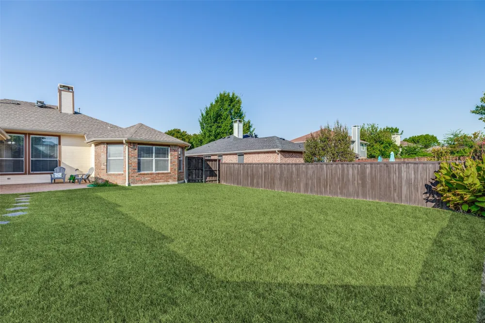 817 Aylesbury Drive Allen, TX 75002