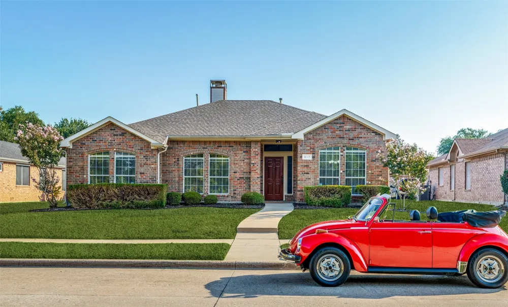 817 Aylesbury Drive Allen, TX 75002