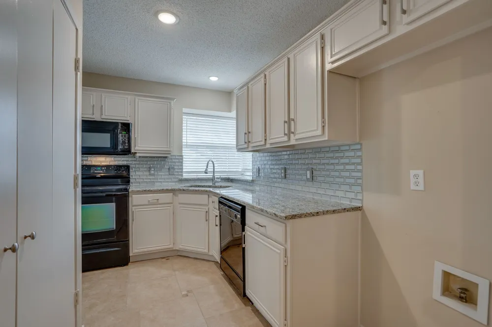 755 Burr Oak Drive Lewisville, TX 75067
