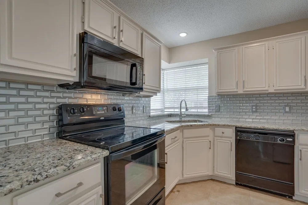 755 Burr Oak Drive Lewisville, TX 75067