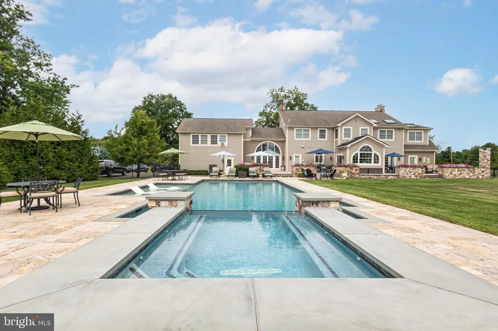 1349 WRIGHTSTOWN ROAD Newtown, PA 18940