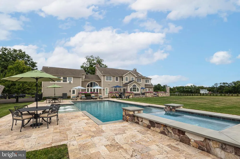 1349 WRIGHTSTOWN ROAD Newtown, PA 18940