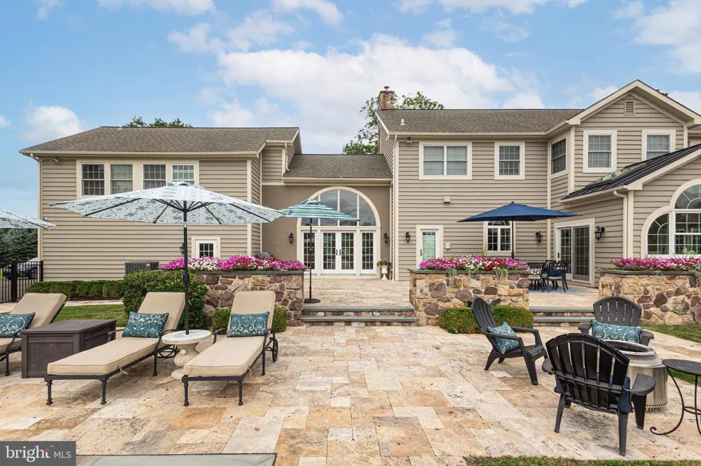 1349 WRIGHTSTOWN ROAD Newtown, PA 18940