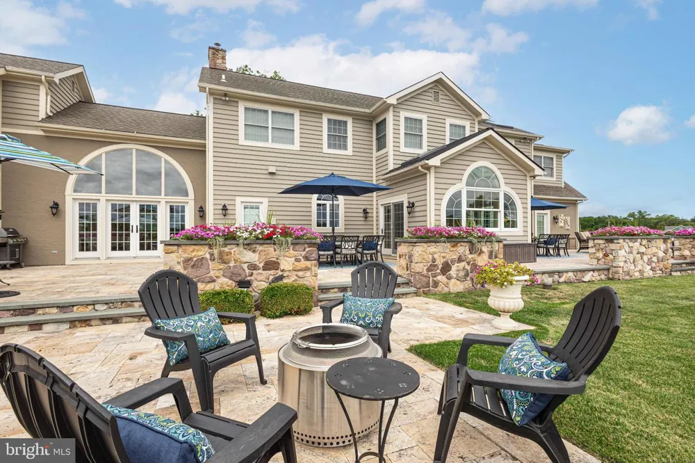 1349 WRIGHTSTOWN ROAD Newtown, PA 18940