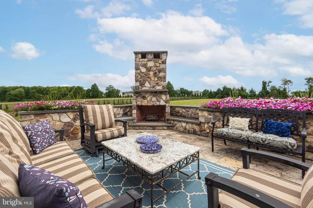 1349 WRIGHTSTOWN ROAD Newtown, PA 18940