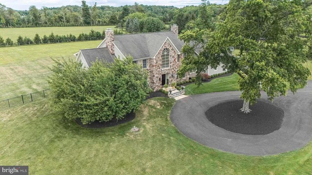 1349 WRIGHTSTOWN ROAD Newtown, PA 18940