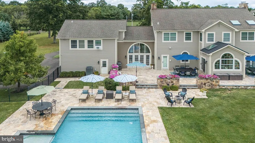 1349 WRIGHTSTOWN ROAD Newtown, PA 18940