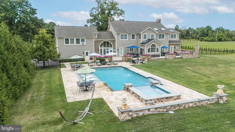 1349 WRIGHTSTOWN ROAD Newtown, PA 18940