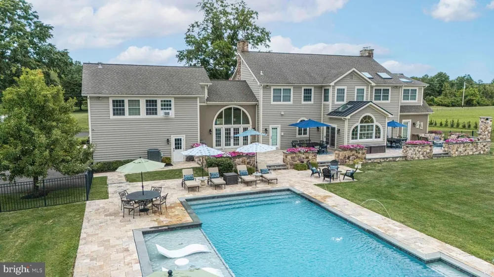 1349 WRIGHTSTOWN ROAD Newtown, PA 18940