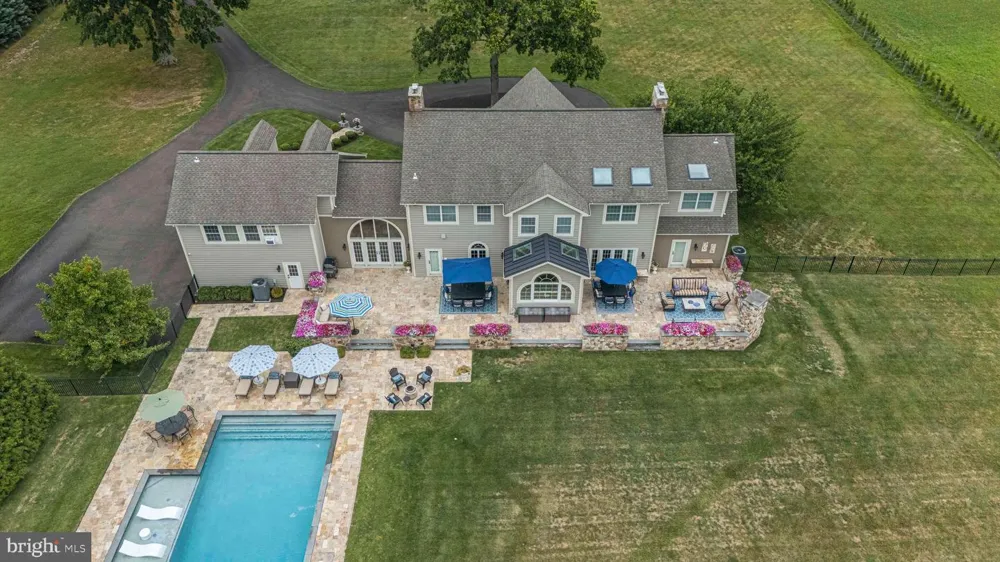 1349 WRIGHTSTOWN ROAD Newtown, PA 18940