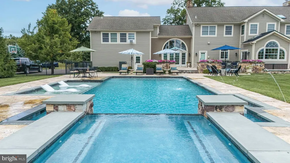 1349 WRIGHTSTOWN ROAD Newtown, PA 18940