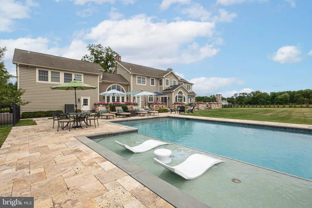 1349 WRIGHTSTOWN ROAD Newtown, PA 18940