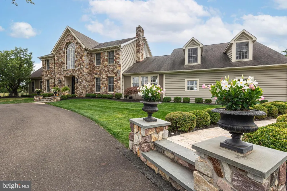 1349 WRIGHTSTOWN ROAD Newtown, PA 18940