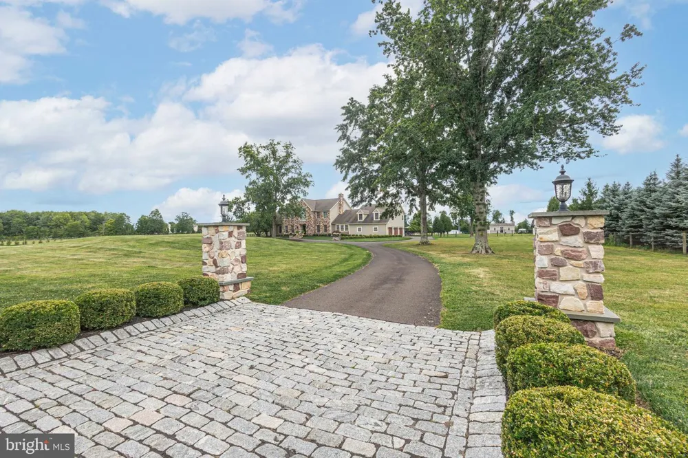 1349 WRIGHTSTOWN ROAD Newtown, PA 18940