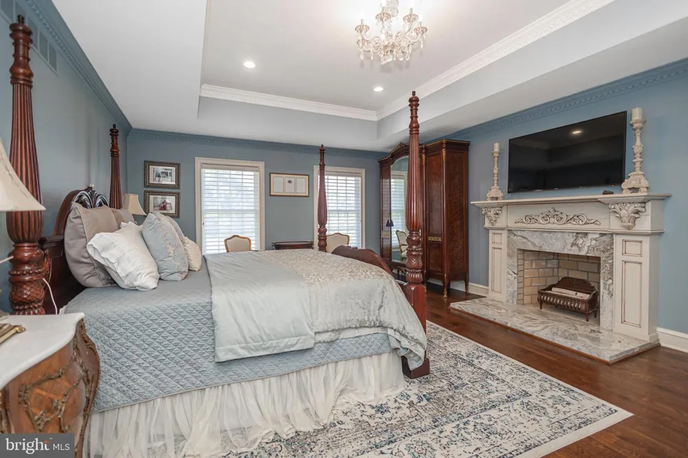 1349 WRIGHTSTOWN ROAD Newtown, PA 18940