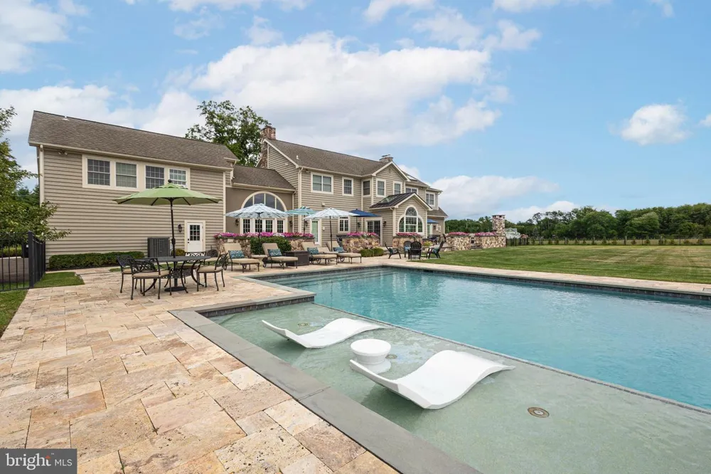 1349 WRIGHTSTOWN ROAD Newtown, PA 18940