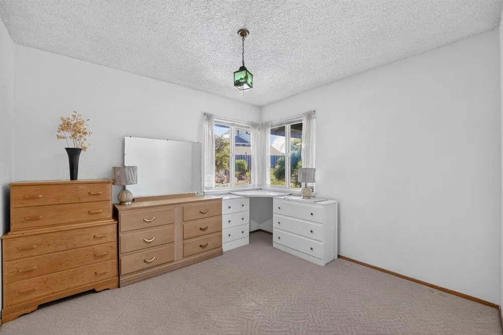 25 Brook Court Watsonville, CA 95076