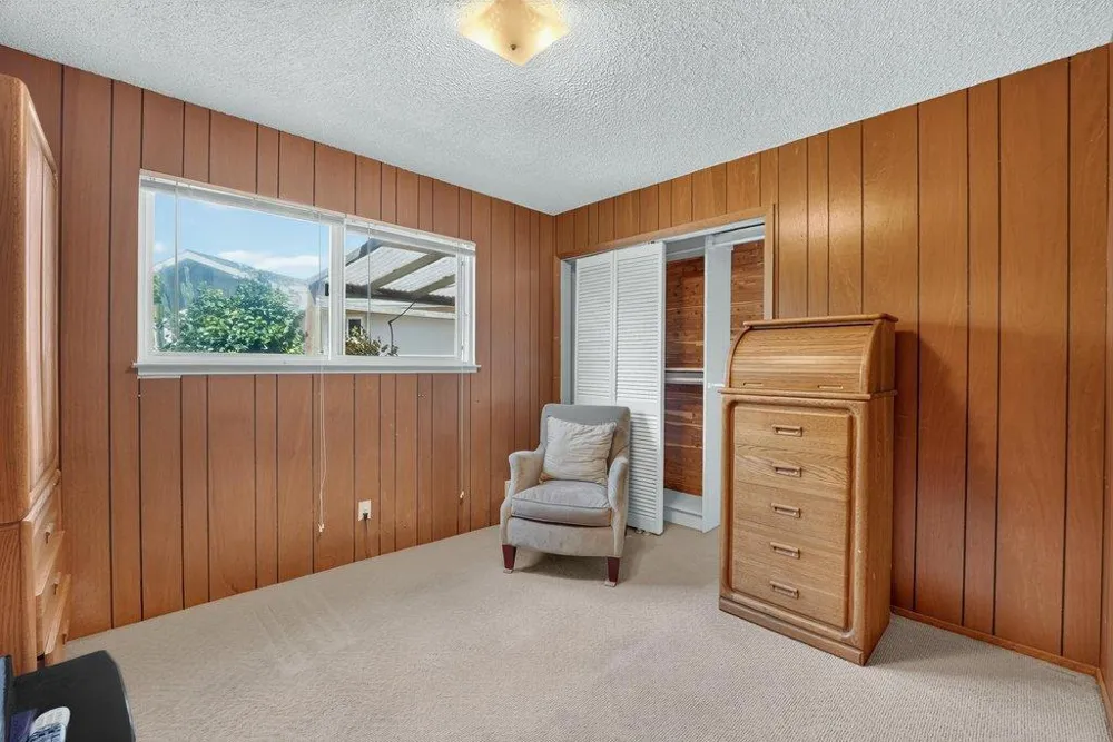 25 Brook Court Watsonville, CA 95076