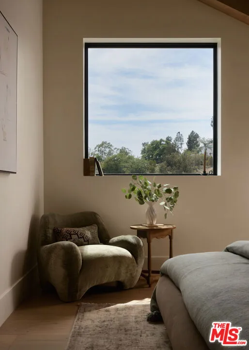 621 Frontenac Avenue Los Angeles, CA 90065