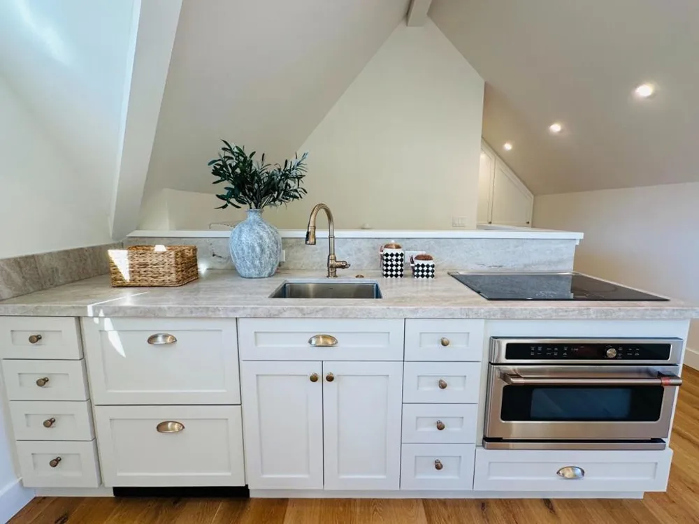 61 MYRTLE STREET Redwood City, CA 94062