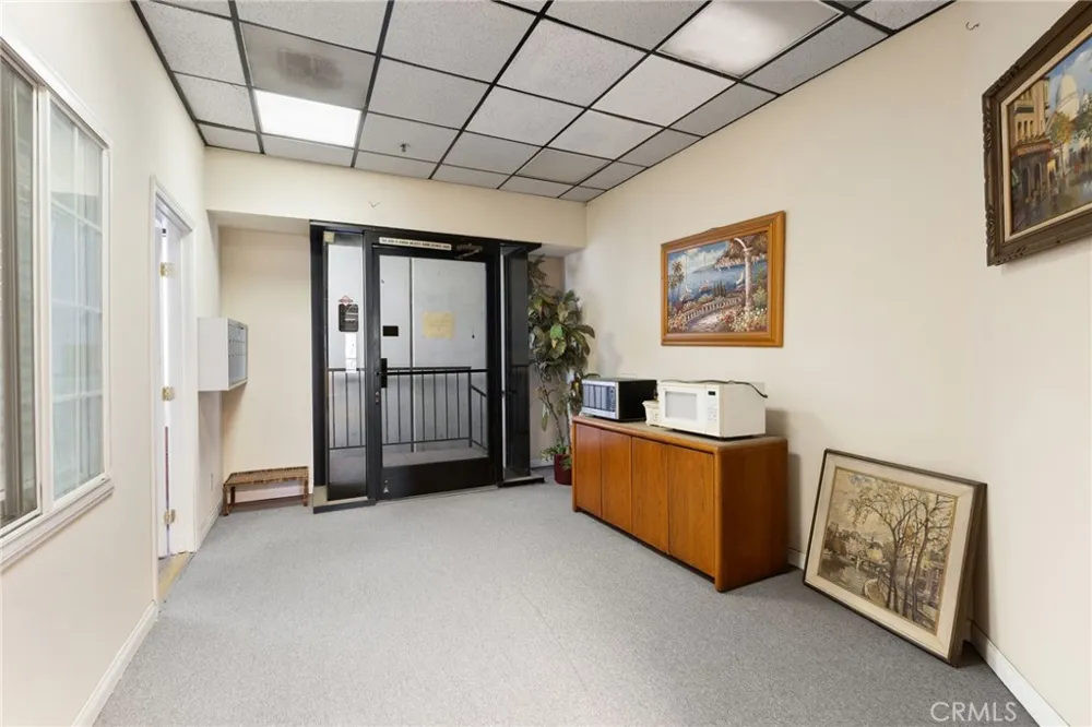 129 S 8th La Puente, CA 91746