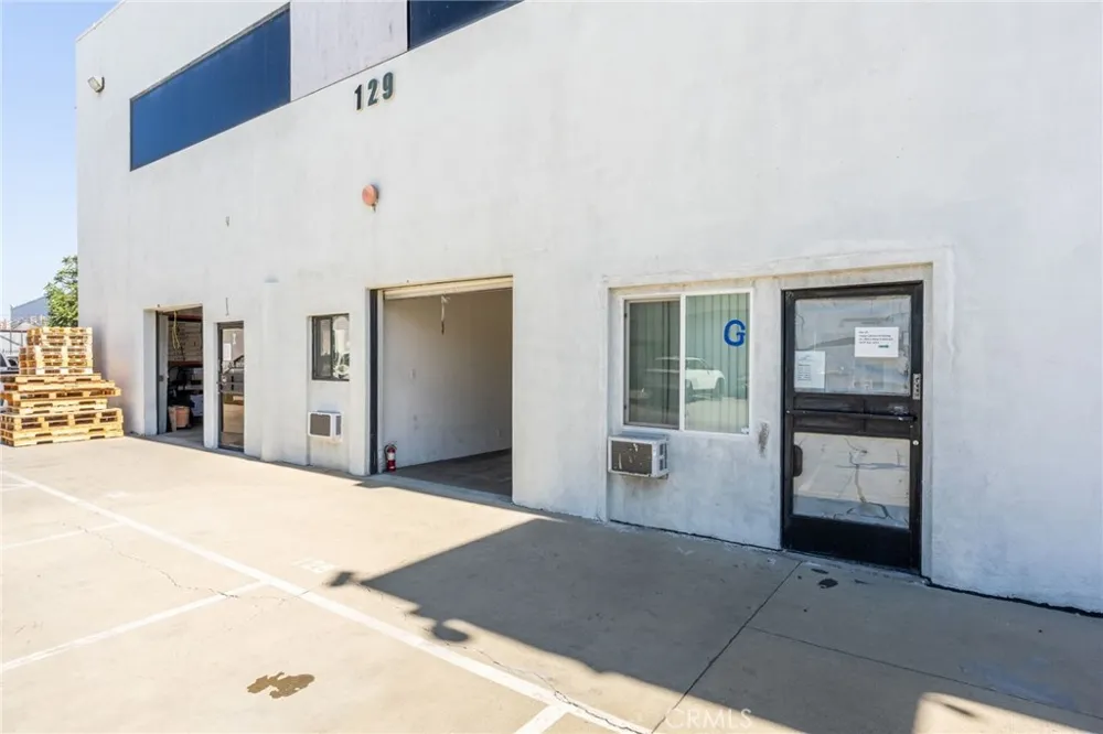 129 S 8th La Puente, CA 91746