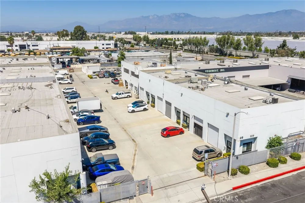 129 S 8th La Puente, CA 91746