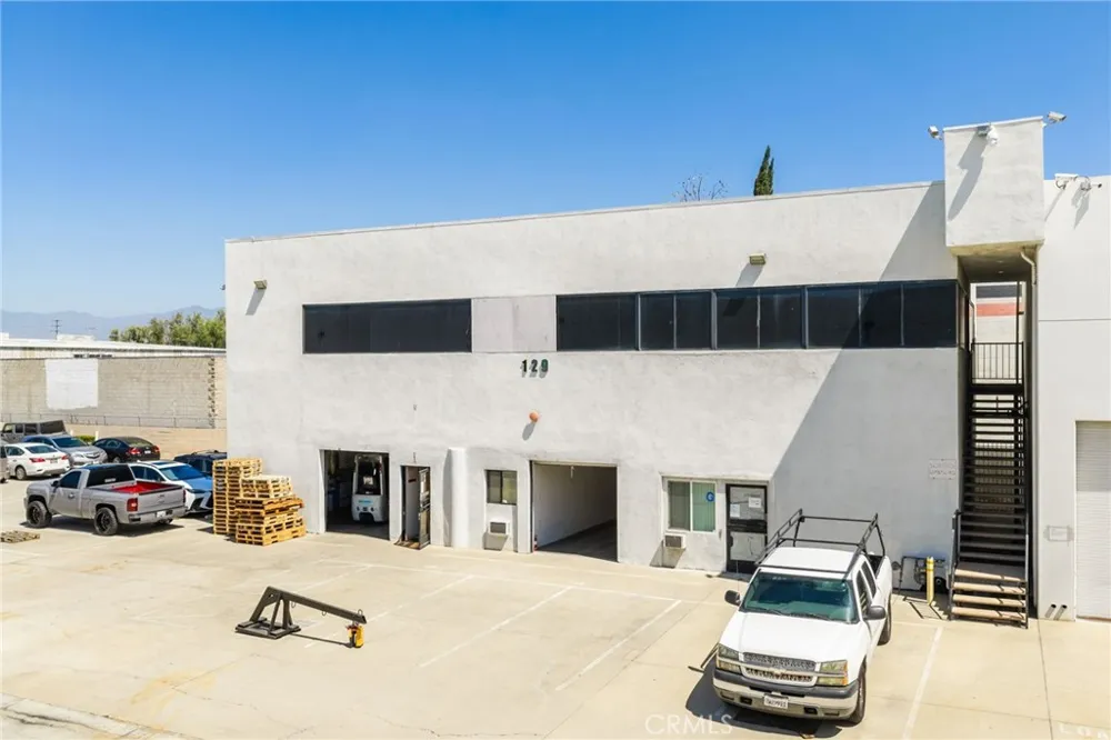 129 S 8th La Puente, CA 91746