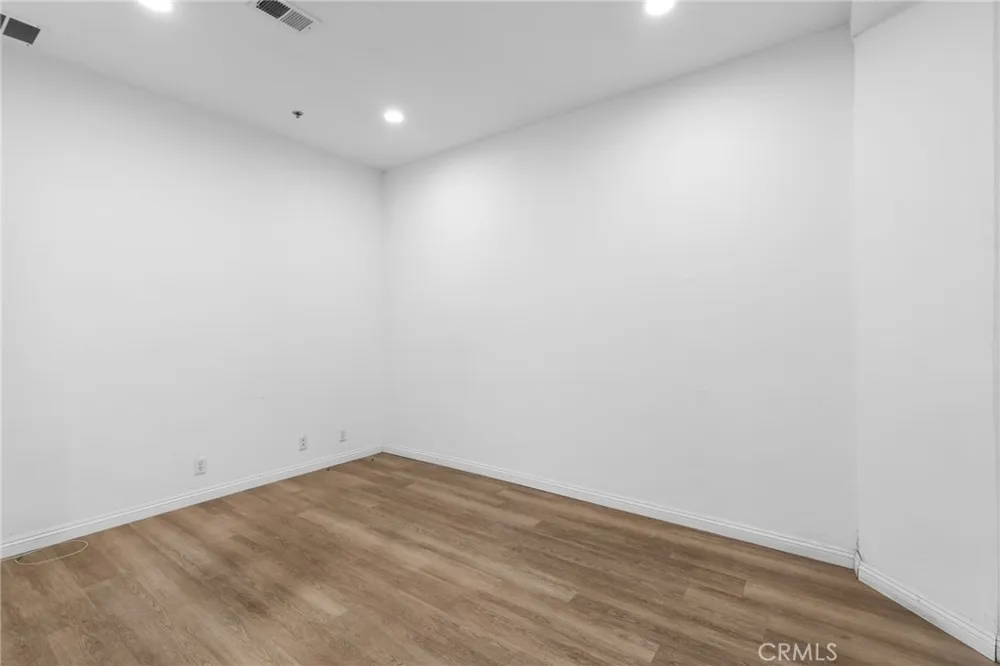 129 S 8th La Puente, CA 91746
