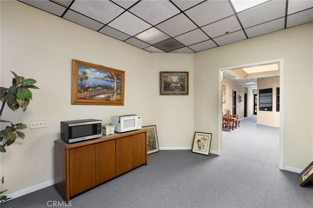 129 S 8th La Puente, CA 91746