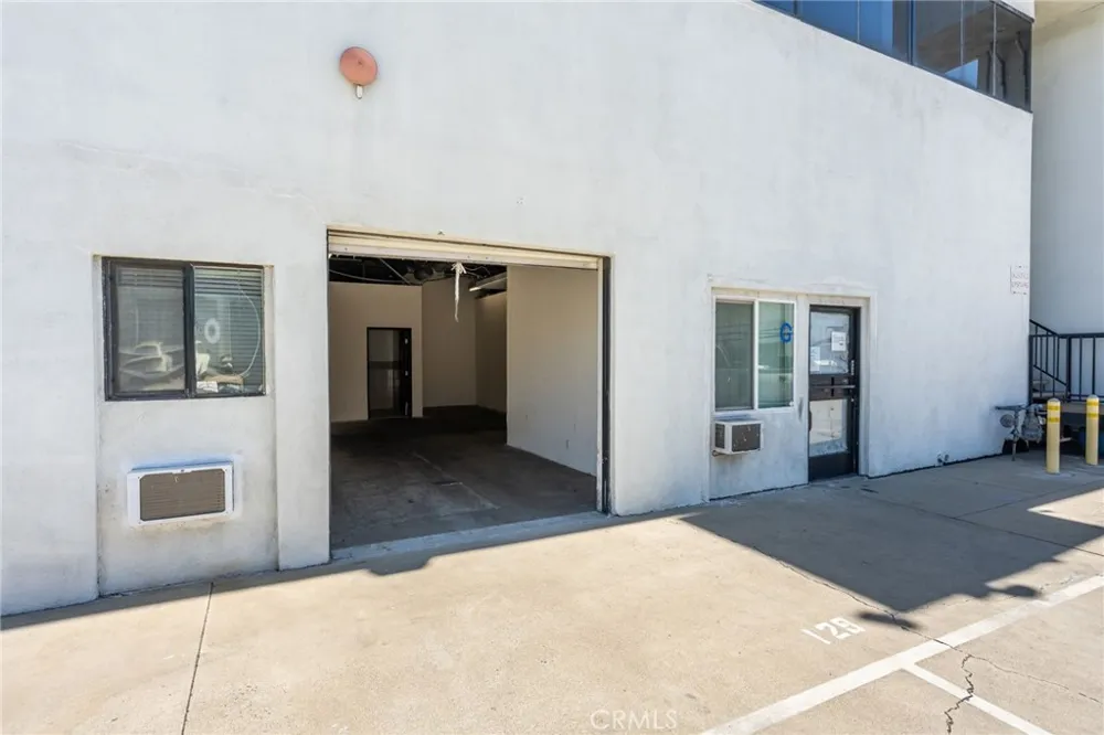 129 S 8th La Puente, CA 91746