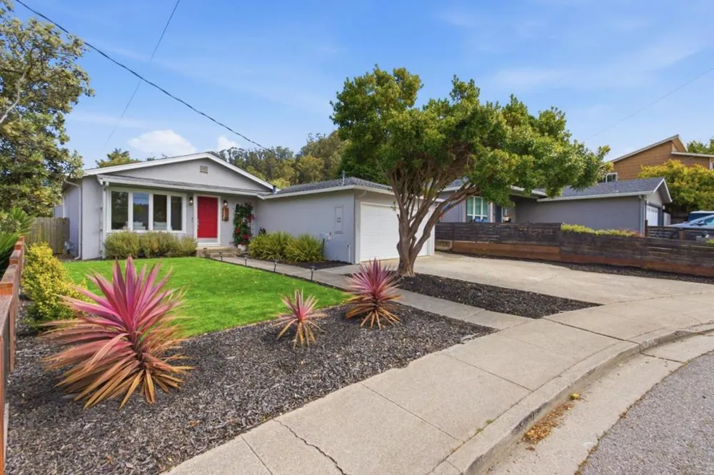 1239 Galvez Drive Pacifica, CA 94044