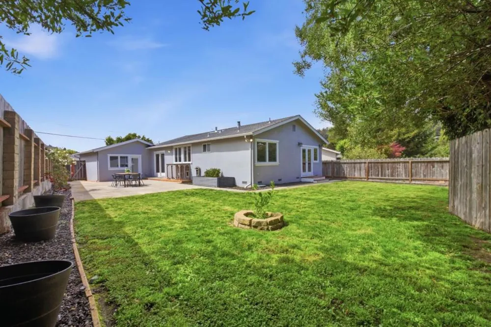 1239 Galvez Drive Pacifica, CA 94044