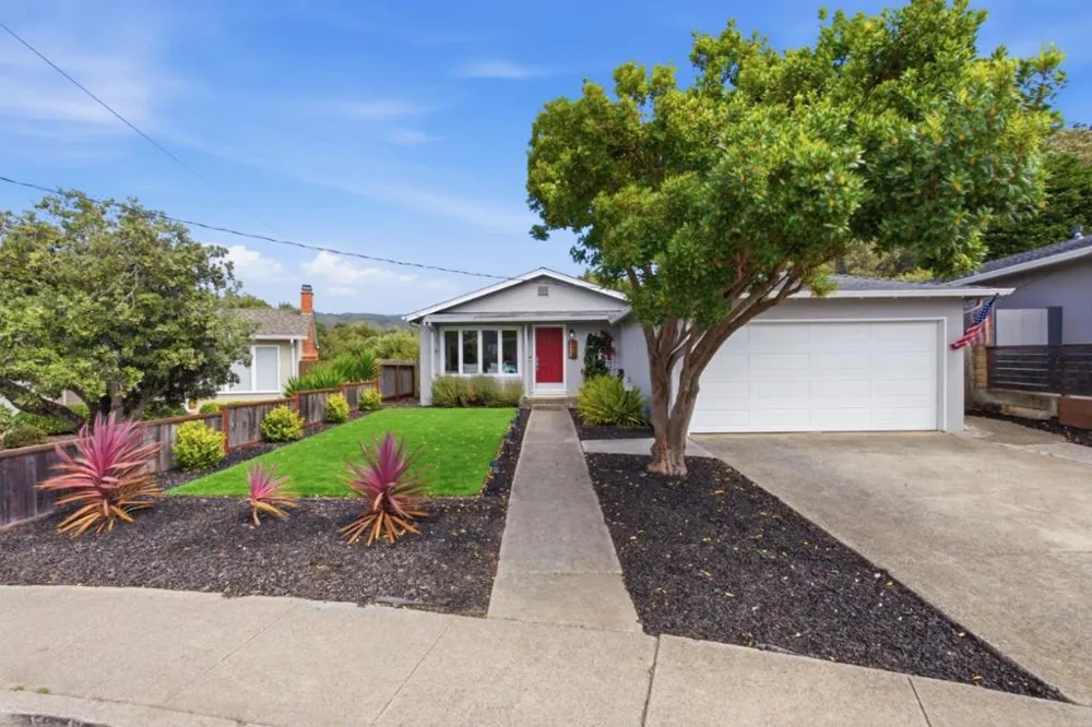 1239 Galvez Drive Pacifica, CA 94044