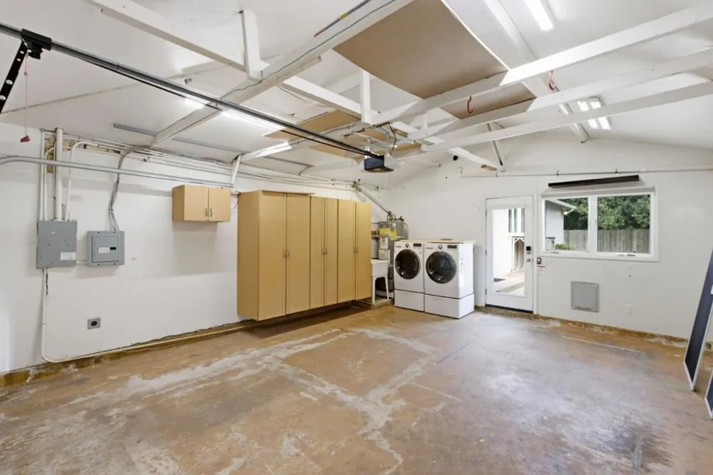 1239 Galvez Drive Pacifica, CA 94044