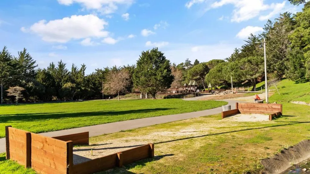 1239 Galvez Drive Pacifica, CA 94044