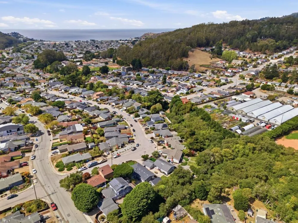 1239 Galvez Drive Pacifica, CA 94044