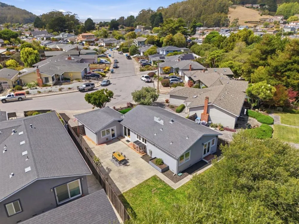 1239 Galvez Drive Pacifica, CA 94044