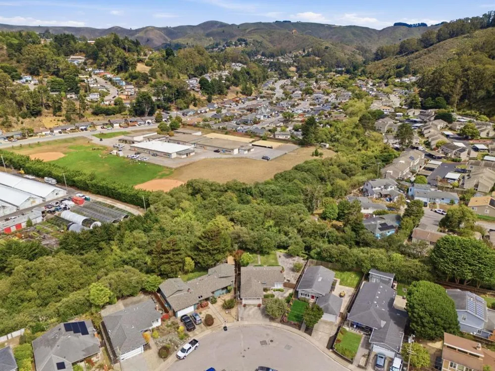 1239 Galvez Drive Pacifica, CA 94044