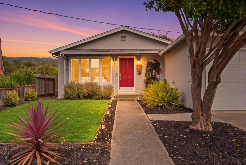 1239 Galvez Drive Pacifica, CA 94044