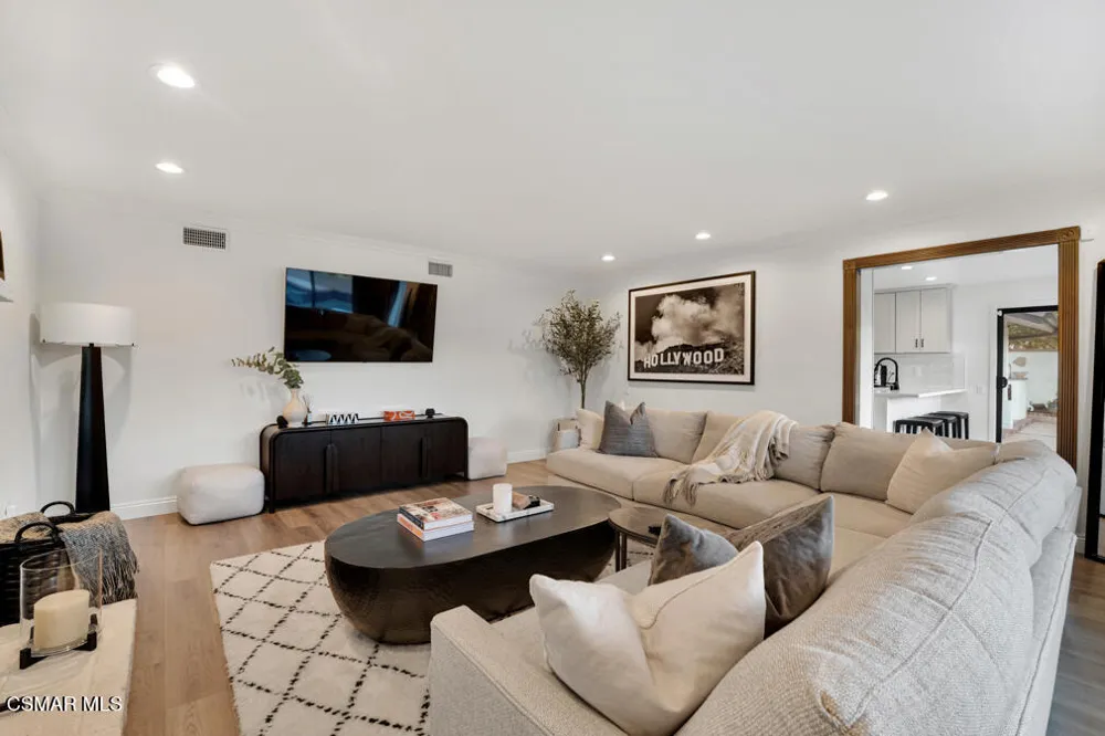 32026 Canterhill Place Westlake Village, CA 91361