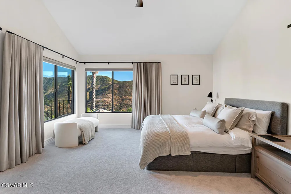 32026 Canterhill Place Westlake Village, CA 91361