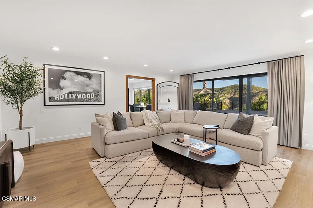 32026 Canterhill Place Westlake Village, CA 91361