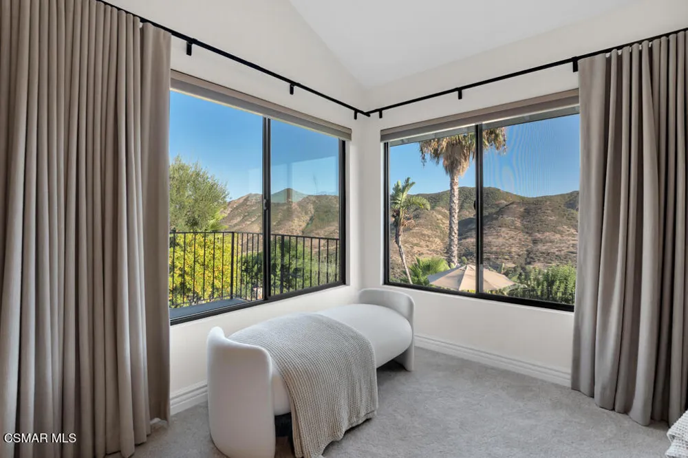 32026 Canterhill Place Westlake Village, CA 91361