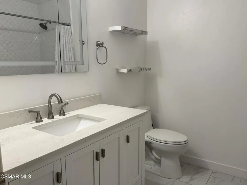 3622 Cambria Street Thousand Oaks, CA 91360