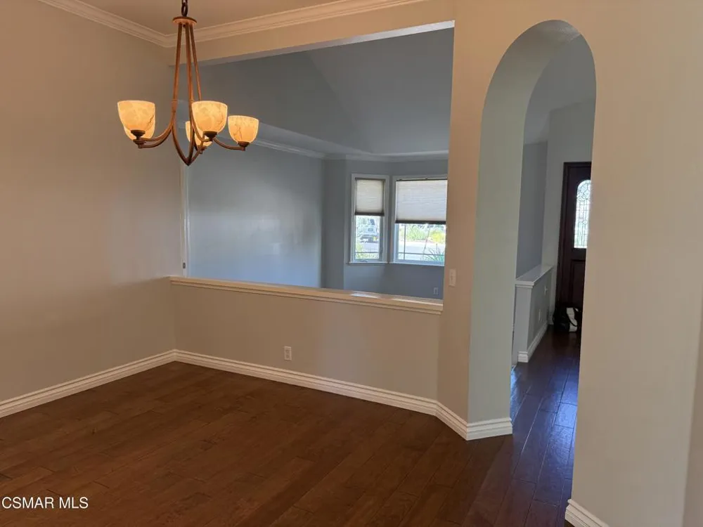 3622 Cambria Street Thousand Oaks, CA 91360