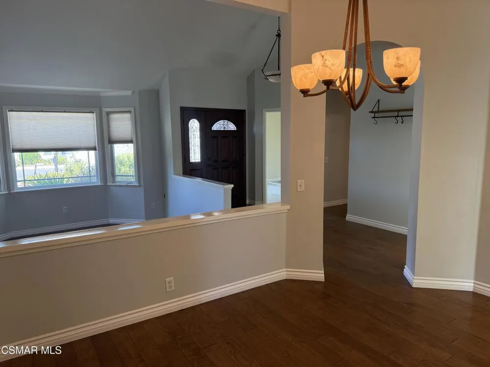 3622 Cambria Street Thousand Oaks, CA 91360