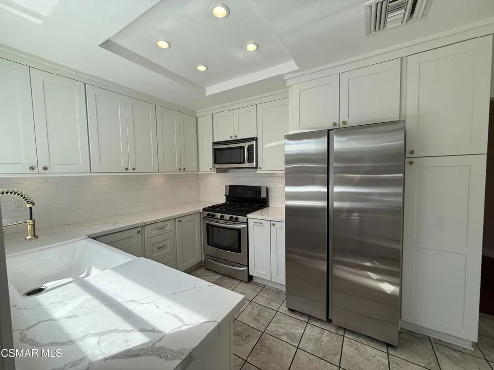 3622 Cambria Street Thousand Oaks, CA 91360