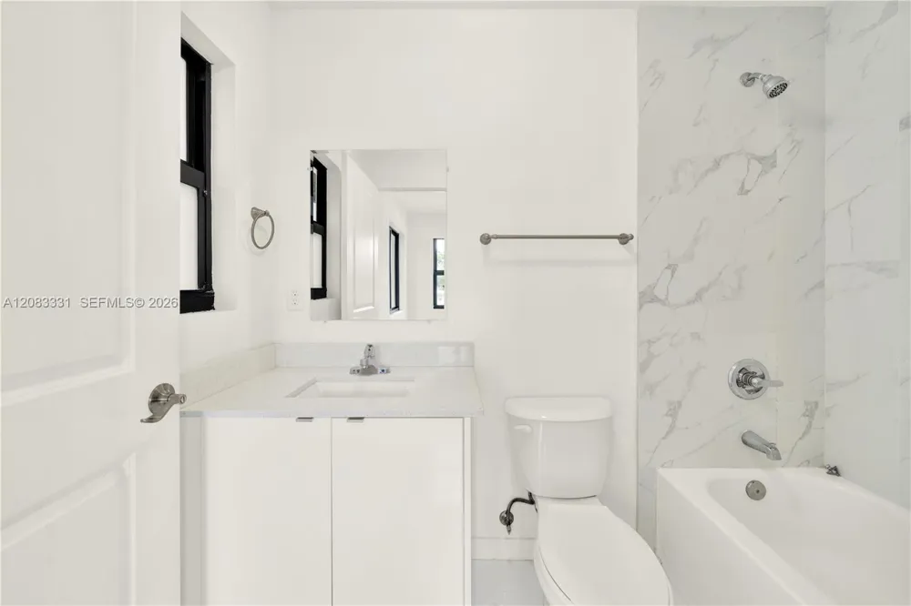 5220 NW 24th Ave #5220 Miami, FL 33142